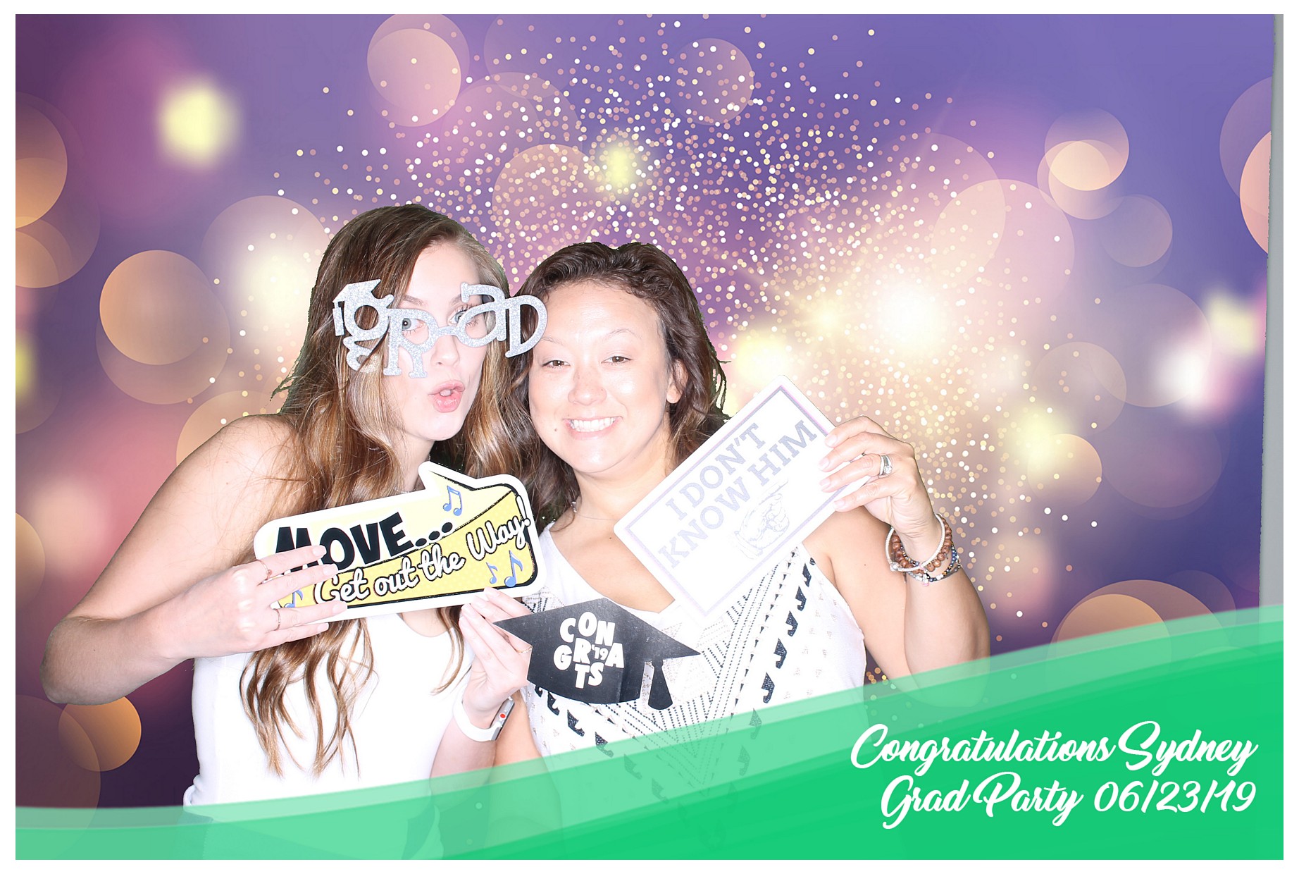 Sydney Grad Party | View more photos from the event at gallery.photoboothcincy.com/u/PhotoBoothCincy/Sydney-Grad-Party